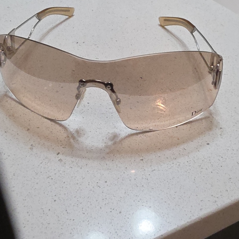 VINTAGE 90s Dior Shield Sunglasses.  Glasses are in EXTREMELY good condition.